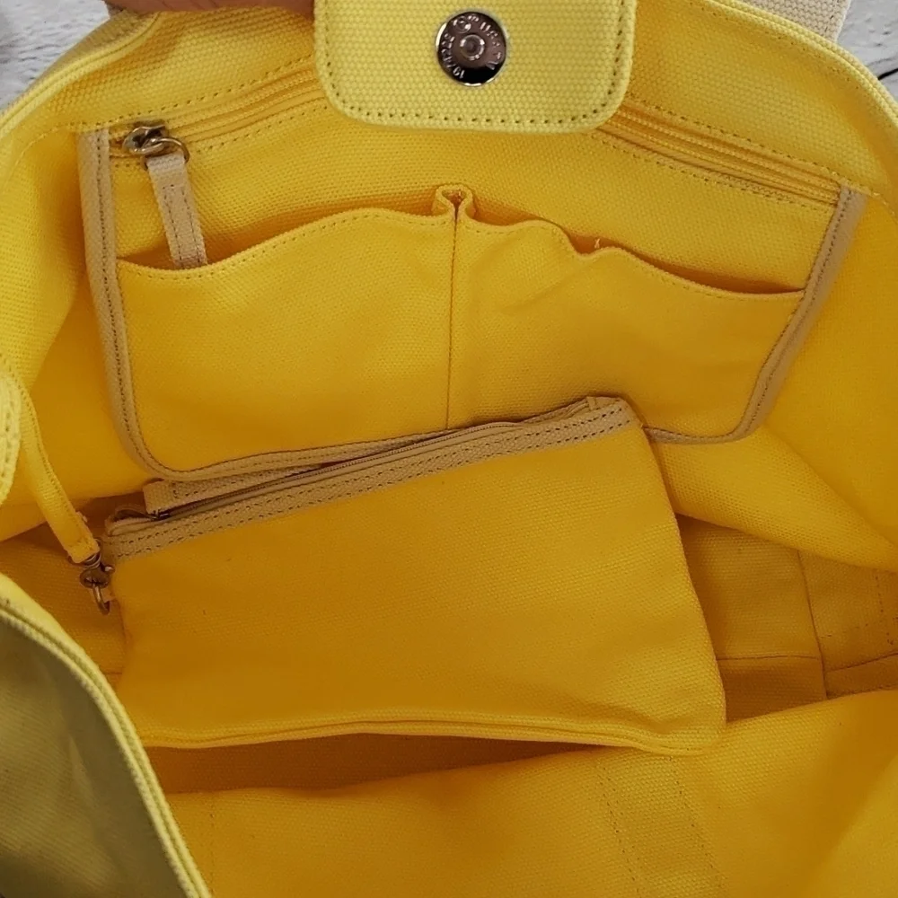 American Living Iconic Tote & Makeup Bag Y&N  NWT